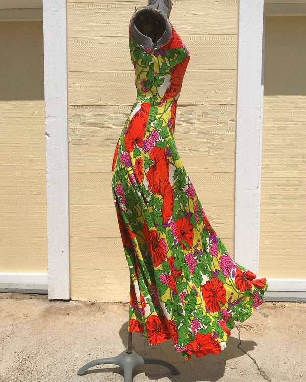 1960's Sleeveless Poppy Print Maxi Dress