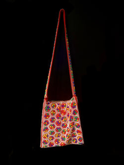 1960s red beaded bag