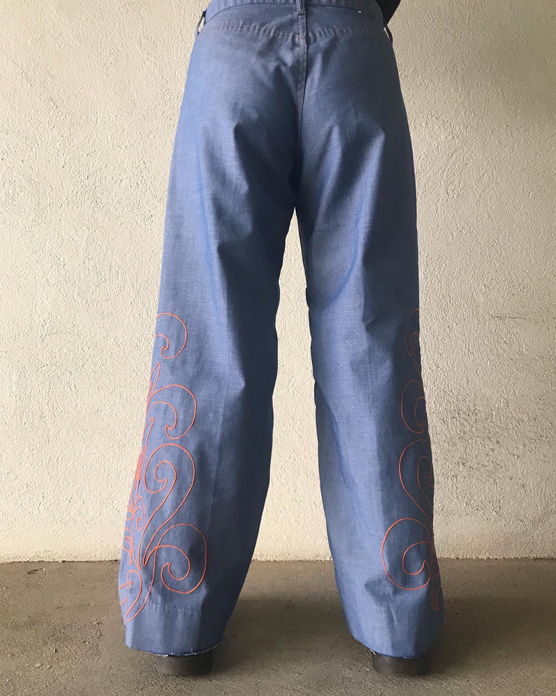 Vintage Levi's trousers with orange embroidery